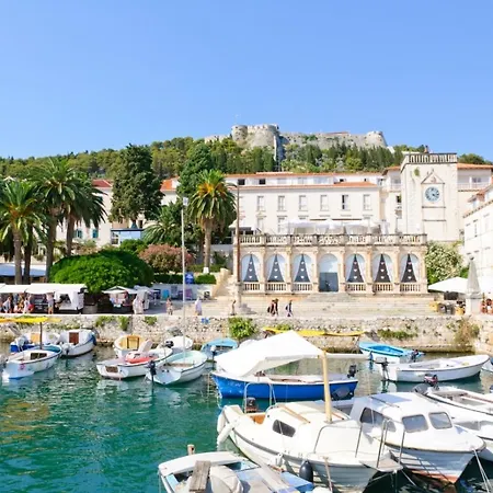 Gæstehus In Hvar With Sea View, Balcony, Air Conditioning, Wi-fi Hvar Town