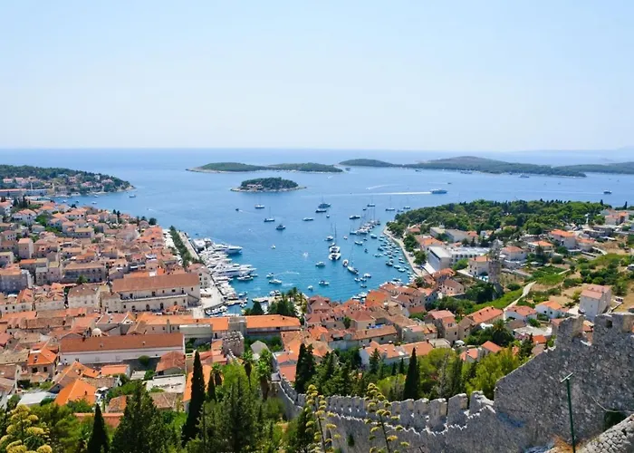 In Hvar With Sea View, Balcony, Air Conditioning, Wi-fi 3* هفار